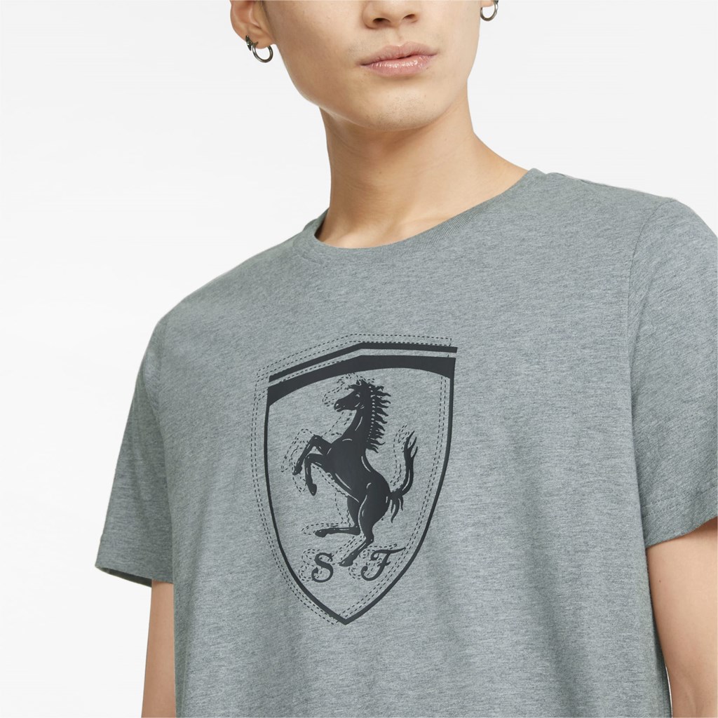 Pánské Běžecké Tričko Puma Scuderia Ferrari Race Tonal Shield Medium Gray Heather | 457AXLYOG